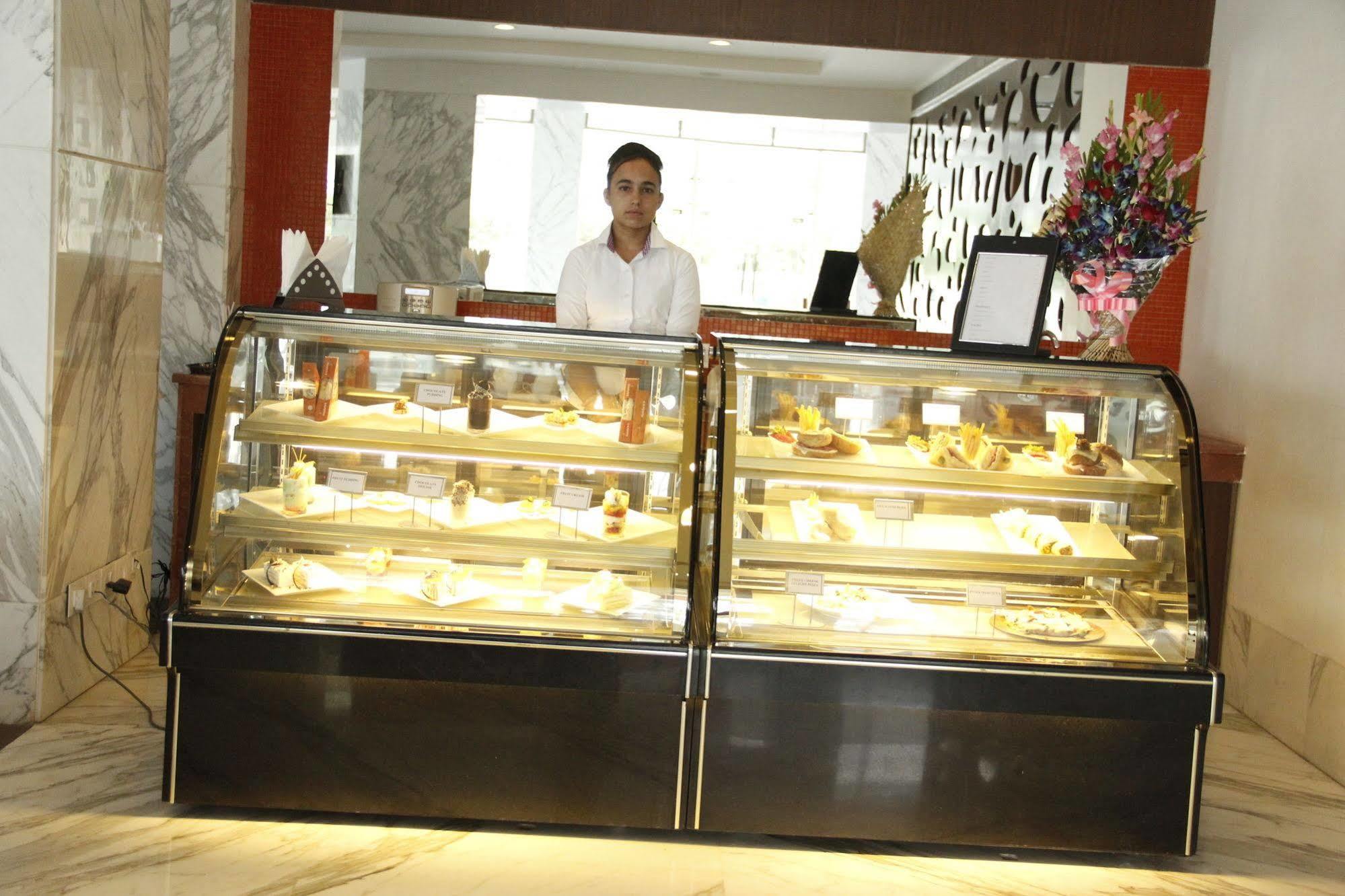 Country Inn & Suites By Radisson, Bathinda Exterior foto